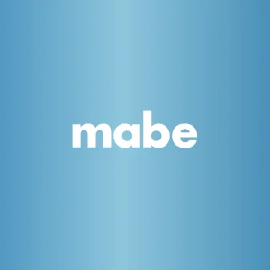 Reparación de secadoras Mabe; logo de la marca en color blanco con fondo azul