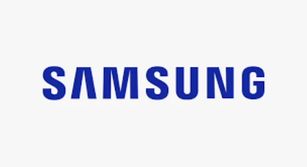 Una imagen que muestra claramente el logo azul con letras blancas que define a la marca Samsung como soporte de la reparación de lavadora Samsung